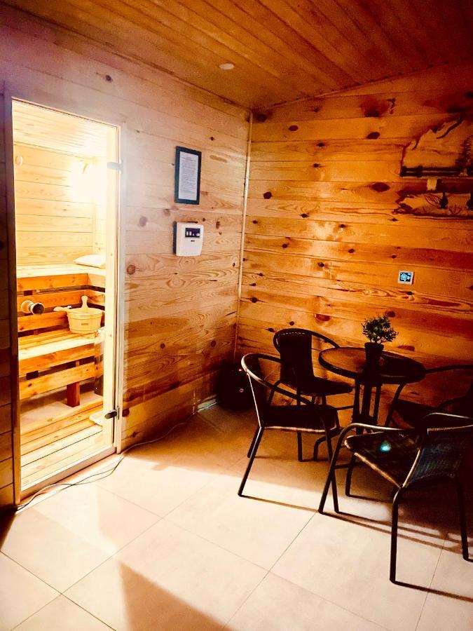Hotel Casa Carmen à Dorna-Arini Extérieur photo