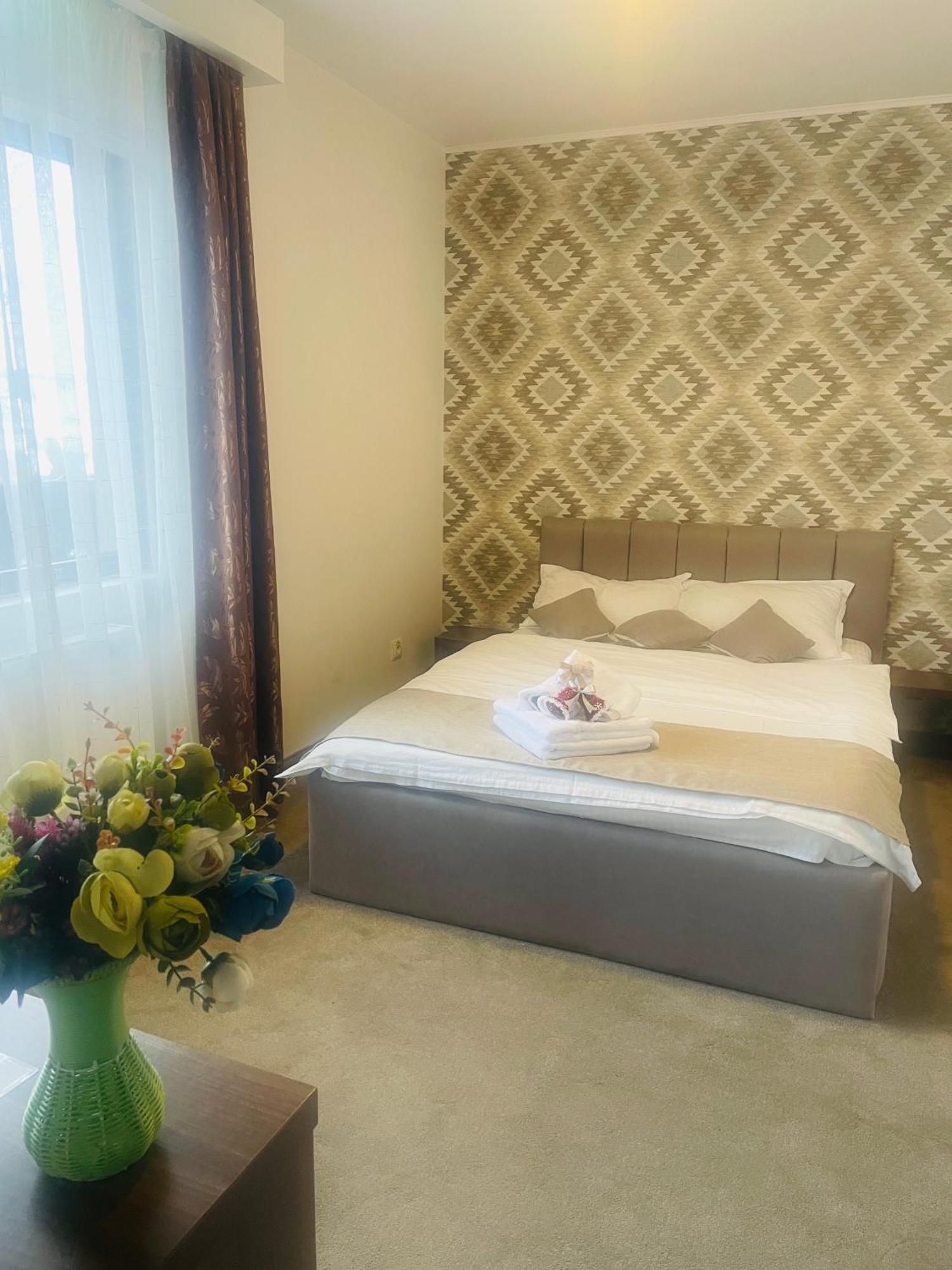 Hotel Casa Carmen à Dorna-Arini Extérieur photo